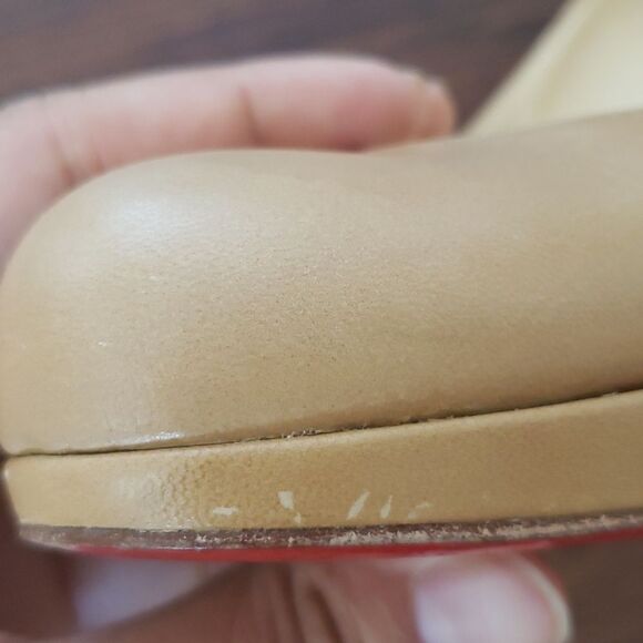 Christian Louboutin Red Bottom Chic Feminine Prorata 90 Kid Beige Pumps Size 38 - Picture 10 of 10